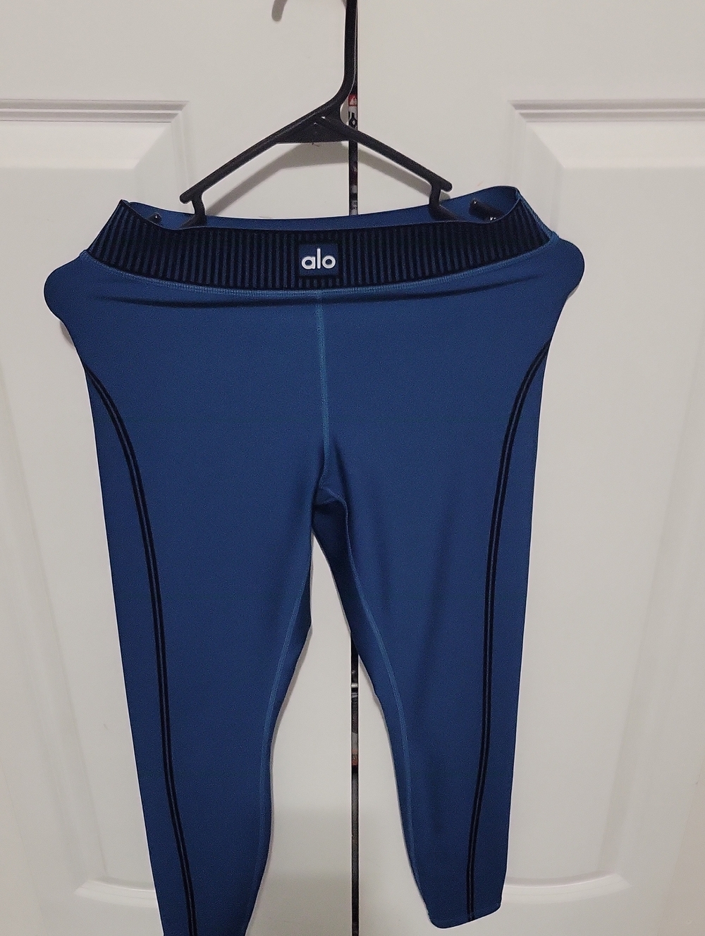 Alo Womens Leggings